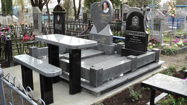 изготовление и установка памятников